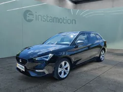 Schwarz Gebraucht 2024 Seat Leon FR Van / Kleinbus | 26.899 € (Fairer Preis)
