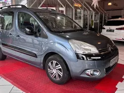 Grau Gebraucht 2012 Citroën Berlingo SELECTION Van / Kleinbus | 4.900 € (Guter Preis)