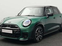 Grün Gebraucht 2024 Mini John Cooper Works Kleinwagen | 34.525 € (Etwas zu teuer)