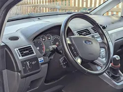 Grau Gebraucht 2006 Ford C-MAX Van / Kleinbus | 1.700 € (Guter Preis)