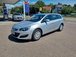 Silber Gebraucht 2015 Opel Astra Selection Kombi | 7.850 € (Fairer Preis)