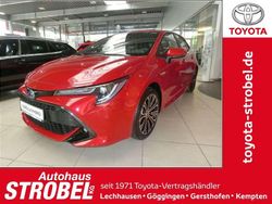 Karminarot Gebraucht 2022 Toyota Corolla Team Limousine | 27.980 € (Teuer)