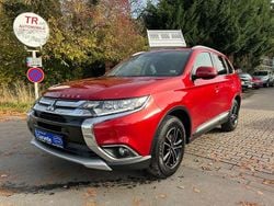 Rot Gebraucht 2017 Mitsubishi Outlander Edition SUV | 13.490 € (Guter Preis)
