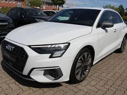Weiß Gebraucht 2021 Audi A3 Sportback Edition .1 Limousine | 28.400 € (Teuer)