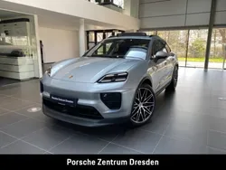 Dolomitsilbermetallic Neu 2025 Porsche Macan SUV | 109.450 € (Etwas zu teuer)
