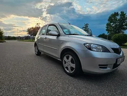 Silber Gebraucht 2007 Mazda 2 Exclusive Limousine | 2.290 € (Etwas zu teuer)