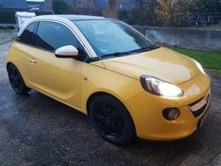 Gelb Gebraucht 2014 Opel Adam Glam Kleinwagen | 5.200 € (Fairer Preis)