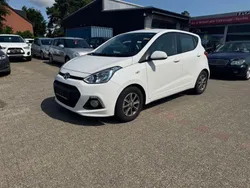 Weiß Gebraucht 2014 Hyundai i10 Edition Kleinwagen | 5.999 € (Fairer Preis)
