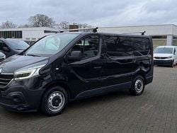 Schwarz Gebraucht 2019 Renault Trafic Komfort Van / Kleinbus | 15.800 € (Guter Preis)