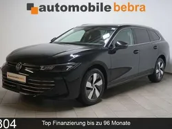 Grenadillschwarz Gebraucht 2024 VW Passat Business Kombi | 31.990 € (Guter Preis)