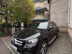 Schwarz Gebraucht 2017 Mercedes GLC250 AMG line SUV | 16.550 € (Superpreis)