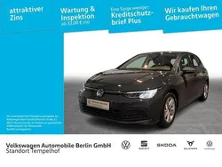 Grau Gebraucht 2022 VW Golf VIII Life Kleinwagen | 20.740 € (Fairer Preis)