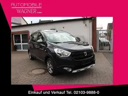 Grau Gebraucht 2022 Dacia Lodgy Stepway Van / Kleinbus | 13.990 € (Etwas zu teuer)