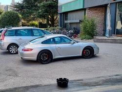 Silber Gebraucht 2007 Porsche 911 Carrera 4S Coupé | 66.500 € (Teuer)