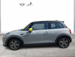 Metallic Gebraucht 2022 Mini Cooper SE Essential Kleinwagen | 18.770 € (Guter Preis)