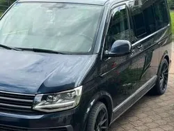 Blau Gebraucht 2017 VW T6 Van | 36.000 € (Guter Preis)