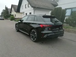 Schwarz Gebraucht 2024 Audi S3 Sportback Ambiente Kombi | 51.900 €