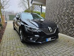 Schwarz Gebraucht 2017 Renault Mégane IV Bose Edition Limousine | 12.000 € (Fairer Preis)