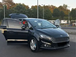 Schwarz Gebraucht 2016 Ford S-MAX Titanium Van / Kleinbus | 11.500 € (Fairer Preis)