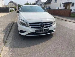 Weiß Gebraucht 2012 Mercedes A200 Limousine | 8.850 € (Fairer Preis)