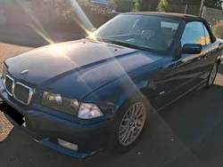 Blau Gebraucht 1997 BMW 320 Cabriolet Cabrio | 11.950 € (Etwas zu teuer)