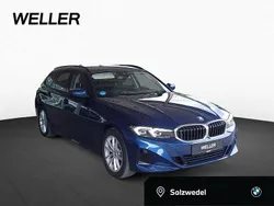 Blau Gebraucht 2023 BMW 320 Shadowline Kombi | 29.990 € (Superpreis)