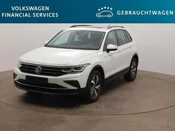 Pure white Gebraucht 2021 VW Tiguan Life SUV | 29.460 € (Guter Preis)