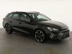 Midnight schwarz metallic Gebraucht 2025 Cupra Leon VZ Kombi | 39.745 € (Guter Preis)