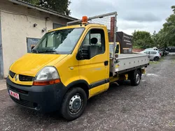 Gelb Gebraucht 2009 Renault Master Van | 7.499 €