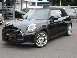Enigmatic black metallic Gebraucht 2023 Mini Cooper Cabriolet Classic Cabrio | 28.379 € (Fairer Preis)