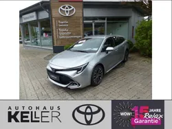 Silber Neu 2025 Toyota Corolla Kombi | 35.590 €