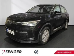 Schwarz Gebraucht 2024 VW Tiguan Life SUV | 37.990 € (Teuer)