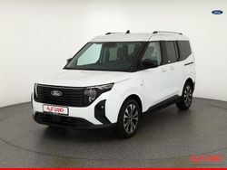 Weiß Gebraucht 2025 Ford Tourneo Courier Titanium Van / Kleinbus | 23.785 € (Guter Preis)