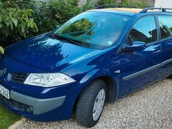 Blau Gebraucht 2006 Renault Mégane II Authentique Limousine | 1.450 € (Fairer Preis)