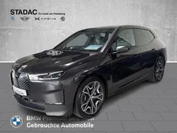Grau Gebraucht 2022 BMW iX SUV | 41.885 € (Fairer Preis)