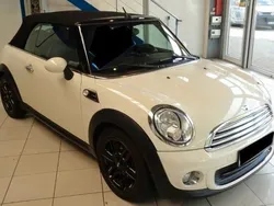 Weiß Gebraucht 2011 Mini One Cabriolet Cabrio | 6.666 € (Guter Preis)