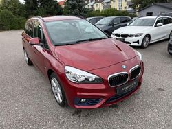 Rot Gebraucht 2016 BMW 218 Gran Tourer Sport Line Van / Kleinbus | 10.700 € (Fairer Preis)