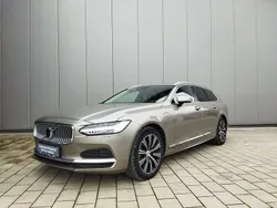 Pebble grey (metallic) Gebraucht 2021 Volvo V90 Inscription Kombi | 42.390 € (Fairer Preis)