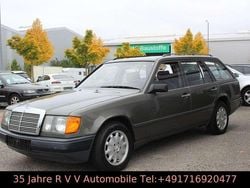 Grau Gebraucht 1988 Mercedes E300 Kombi | 9.900 €
