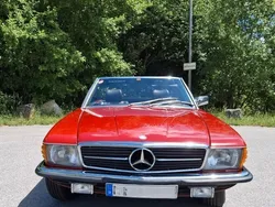 Rot Gebraucht 1984 Mercedes SL380 Cabrio | 37.500 €