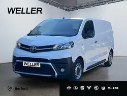 Weiss Gebraucht 2022 Toyota Proace Van | 18.849 € (Fairer Preis)