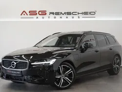 Schwarz Gebraucht 2019 Volvo V60 R-Design Kombi | 33.800 € (Etwas zu teuer)