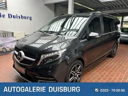 Grau Gebraucht 2019 Mercedes V250 AMG Van / Kleinbus | 50.950 € (Teuer)