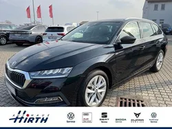 Schwarz metallic Gebraucht 2021 Skoda Octavia First Edition Kombi | 22.443 € (Fairer Preis)