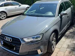 Grau Gebraucht 2018 Audi A3 Sportback Limousine | 15.190 € (Guter Preis)