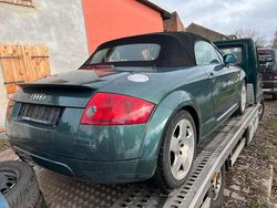 Grün Gebraucht 2001 Audi TT Roadster Basis Cabrio | 2.650 € (Fairer Preis)