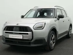 Grau Gebraucht 2024 Mini Countryman SUV | 33.802 € (Superpreis)