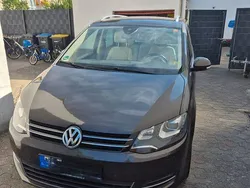 Braun Gebraucht 2013 VW Sharan Trendline Van / Kleinbus | 10.900 € (Fairer Preis)