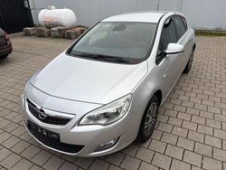Silber Gebraucht 2010 Opel Astra Edition Limousine | 5.999 € (Fairer Preis)