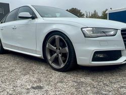 Weiß Gebraucht 2013 Audi A4 S-Line Limousine | 8.950 € (Guter Preis)